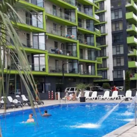 Azizi Pool & Langa Plaja Appartamento